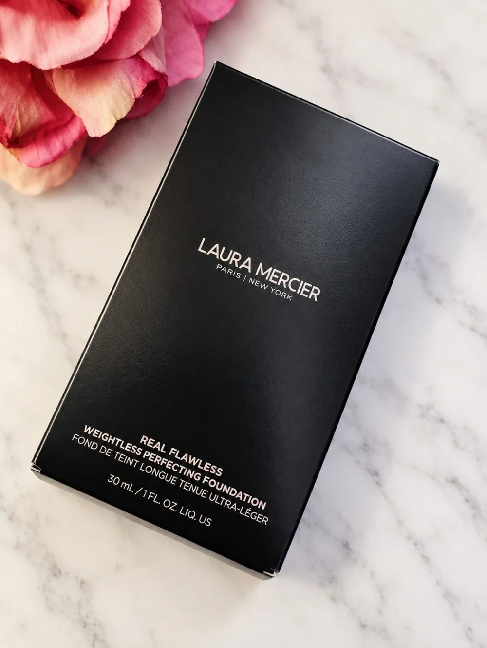 Laura Mercier Chantilly Flawless Feather Matte Powder Foundation Very Fair 0N